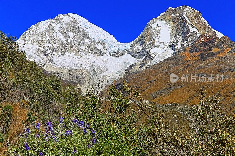 hus球山——秘鲁安第斯山脉的Cordillera布兰卡——Huaraz, Ancash，秘鲁